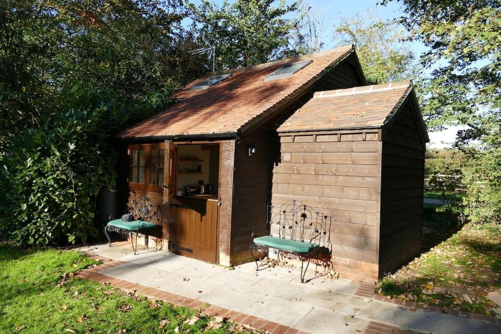 The Bike Shed, Near Brill Aylesbury (Buckinghamshire) Exterior foto
